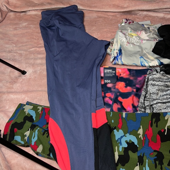 Activewear Leggings - Picture 4 of 5